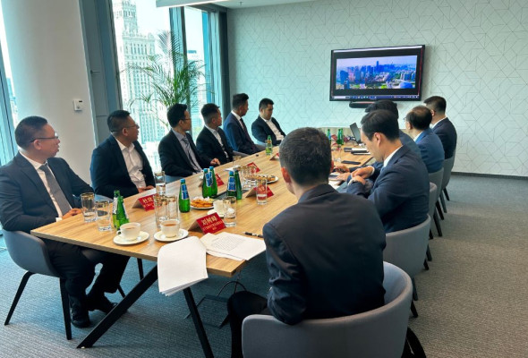 Spotkanie na temat współpracy gospodarczej z delegacją z Chin